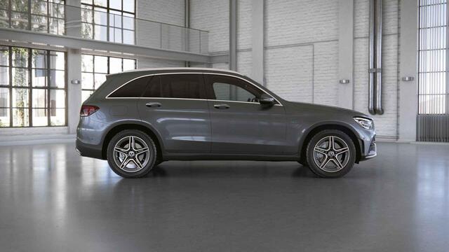 Mercedes-Benz GLC-KLASSE 300e 4MATIC | AMG | Panoramadak | Memory | Widescreen | Trekhaak | Stoelventilatie | Rijassistentiepakket | Keyless |