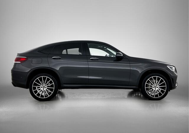 Mercedes-Benz GLC-KLASSE 300e 4MATIC Premium Plus | Burmester | Schuifdak | Distronic | MultiBeam | Trekhaak | Inclusief 24 maanden MB Certified garantie voor Europa.