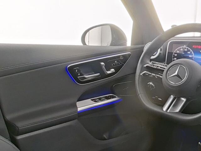 Mercedes-Benz GLC-KLASSE 300 e 4MATIC AMG Plug-In Hybride Edition AMG | Trekhaak | Panorama Schuif-Kanteldak | Rijassistentiepakket plus | AC en DC Laden | Stuur en Stoelverwarming. Inclusief 24 maanden MB Certified garantie voor Europa.