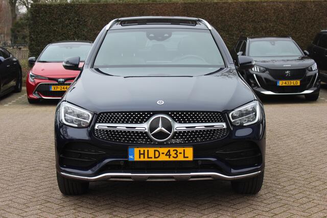 Mercedes-Benz GLC-KLASSE 300e 4MATIC Premium Plus / Panoramadak / Camera / Leder&Alcantara / 19'' / Stoelverwarming / Cruise Control