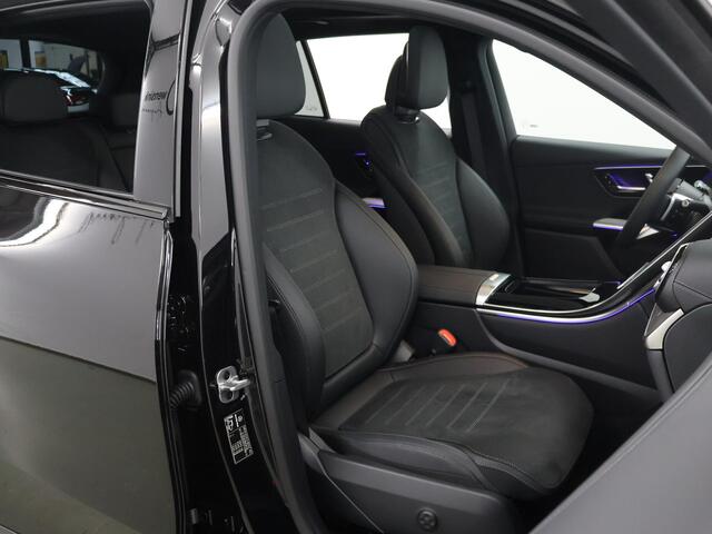 Mercedes-Benz GLC-KLASSE 400e 4MATIC AMG Line | Panoramaschuifdak | Premium pakket | Trekhaak | Night pakket | Dodehoekassistent | DIGITAL LIGHT | 20"AMG velgen |