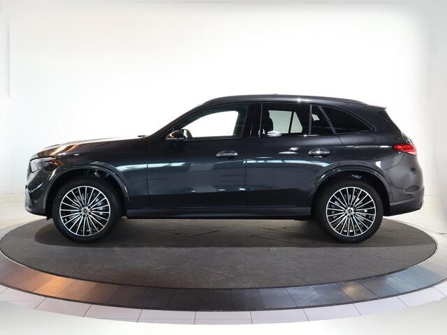 Mercedes-Benz GLC-KLASSE 300e 4MATIC Sport Edition | Panoramaschuifdak | Premium pakket | Nightpakket | 360° camera | Dodehoekassistent | DIGITAL LIGHT |