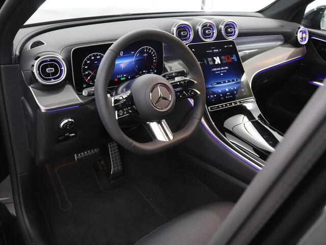 Mercedes-Benz GLC-KLASSE 300e 4MATIC Sport Edition | Panoramaschuifdak | Premium pakket | Nightpakket | 360° camera | Dodehoekassistent | DIGITAL LIGHT |