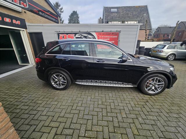 Mercedes-Benz GLC-KLASSE Mercedes-Benz 300 4MATIC AMG line 300 4MATIC *** AUTOMAAT -LEDER-AIRCO-19" WIELEN-CAMERA-FULL OPTIONS -TREKHAAK,etc,etc. ***