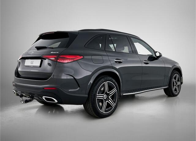 Mercedes-Benz GLC-KLASSE 300e 4MATIC Sport Edition | Premium pakket | Nightpakket | Rijassistentiepakket Plus | Treeplanken | Trekhaak | 360°-camera | Augmented Reality navigatie | DIGITAL LIGHT | Memorypakket |