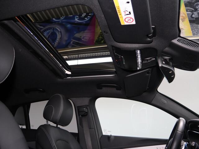 Mercedes-Benz GLC-KLASSE Coupé 300e 4MATIC Business Solution AMG | Night | Panoramadak | 360 graden camera | Stoelverwarming | Widescreen | Sfeerverlichting | Alarm |