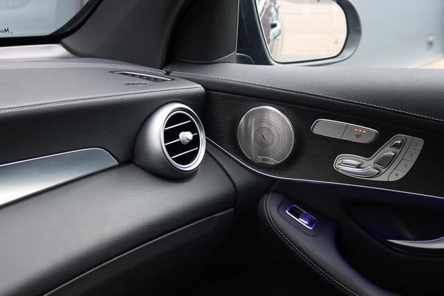 Mercedes-Benz GLC-KLASSE 300e 4MATIC AMG Line Premium+ | Luchtvering | Massage | Panoramadak | Trekhaak | Distronic+ | Stoelverwarming V+A | Memory | Surround Camera | Burmester | Augmented Reality |