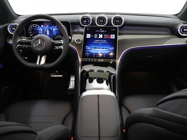 Mercedes-Benz GLC-KLASSE 400e 4MATIC Sport Edition | Panoramadak | Premium pakket | DIGITAL LIGHT | 20" AMG-velgen | Night |