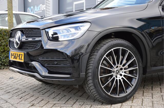 Mercedes-Benz GLC-KLASSE 300e 4MATIC AMG-LINE | NIGHT PAKKET | LED | PANORAMADAK | TREKHAAK | DAB | ENZ