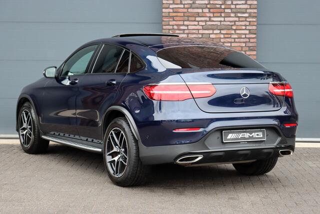 Mercedes-Benz GLC-KLASSE Coupé 250 4MATIC AMG Line | Schuifdak | Dodehoekassistent | Nightpakket | Stoelverwarming | Camera | Zitcomfortpakket | Navigatie | Cruise Control | High Perf. LED |