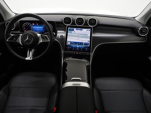 Mercedes-Benz GLC-KLASSE 300e 4MATIC 320PK | Leder | Camera | Stoelverwarming | LED | DAB | Climate | Carplay