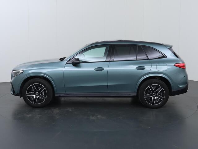 Mercedes-Benz GLC-KLASSE 300e 4MATIC AMG Line | Night | Panoramadak | Trekhaak | Memory | Rijassistentiepakket Plus |