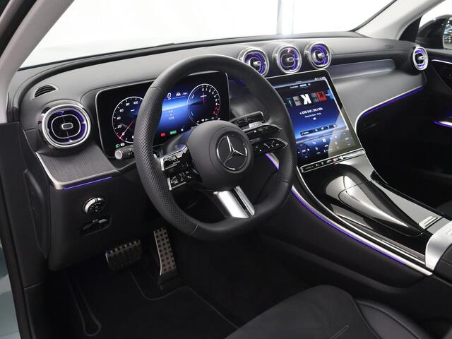 Mercedes-Benz GLC-KLASSE 300e 4MATIC AMG Line | Night | Panoramadak | Trekhaak | Memory | Rijassistentiepakket Plus |