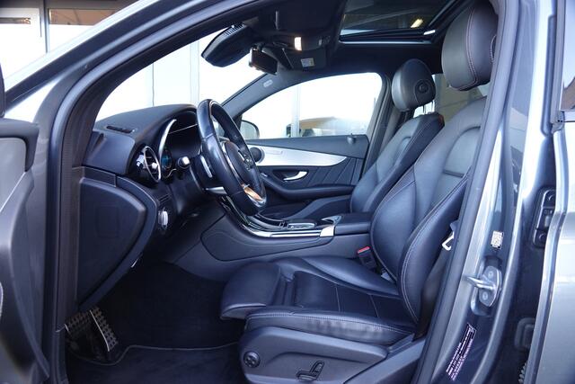 Mercedes-Benz GLC-KLASSE Coupé 300 4MATIC Premium Plus AMG | Schuif/Kanteldak | ACC | Trekhaak | Night | Sfeer |