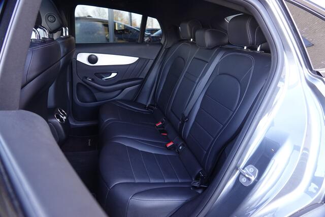 Mercedes-Benz GLC-KLASSE Coupé 300 4MATIC Premium Plus AMG | Schuif/Kanteldak | ACC | Trekhaak | Night | Sfeer |