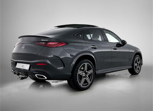 Mercedes-Benz GLC-KLASSE Coupé 300e 4MATIC Sport Edition | Premium Pakket | Trekhaak | Nightpakket | AMG Spoiler | Panoramaschuifdak | 360° camera | Digital Light | Memorypakket | 20 inch AMG velgen | Augmented Reality navigatie |