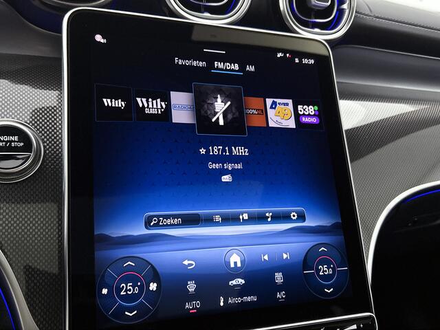 Mercedes-Benz GLC-KLASSE Coupé 300e 4MATIC Sport Edition | Premium Pakket | Trekhaak | Nightpakket | AMG Spoiler | Panoramaschuifdak | 360° camera | Digital Light | Memorypakket | 20 inch AMG velgen | Augmented Reality navigatie |