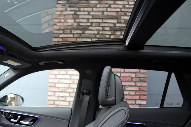 Mercedes-Benz GLC-KLASSE 300e 4MATIC AMG Line Premium+ | Distronic | Burmester | Panoramadak | Trekhaak | Memory | HUD | Verwarmd Stuurwiel | Surround Camera | Digital Light |