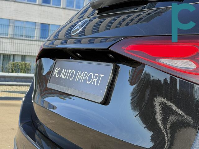 Mercedes-Benz GLC-KLASSE 200 4MATIC AMG Line Pano 360º HeadUp Laser MB Garantie