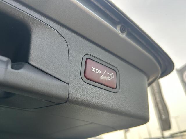 Mercedes-Benz GLC-KLASSE 250 4MATIC Premium | Panoramadak | Trekhaak | Cruise Control