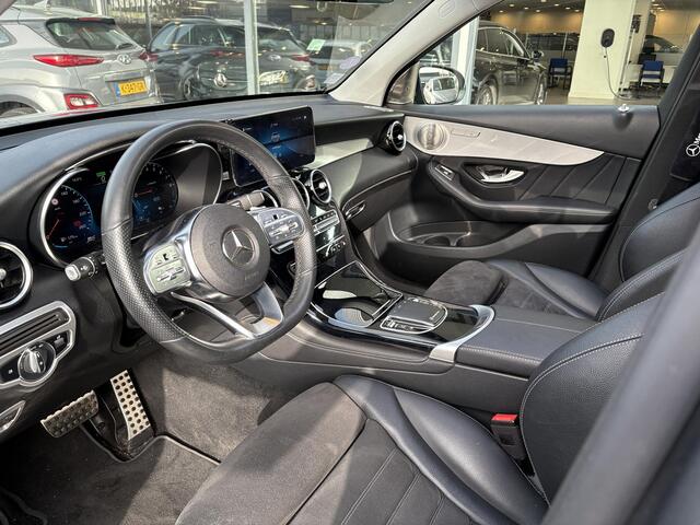 Mercedes-Benz GLC-KLASSE 300e 4MATIC AMG Line 320pk | PHEV | Panoramadak | Stoelverwarming | Burmeister | 360 Camera | Adaptive Cruise |