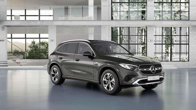 Mercedes-Benz GLC-KLASSE 300e 4MATIC Luxury Line | Panoramadak | Trekhaak | Rij assistentiepakket | Winter pakket |