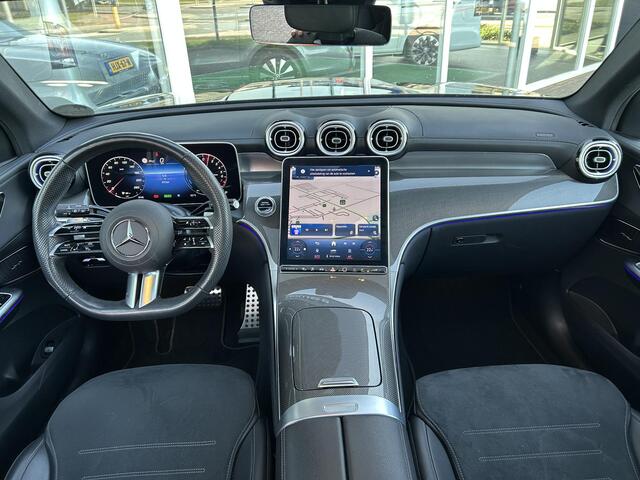 Mercedes-Benz GLC-KLASSE 300e 4MATIC AMG Line | Panoramadak | Trekhaak | Memory