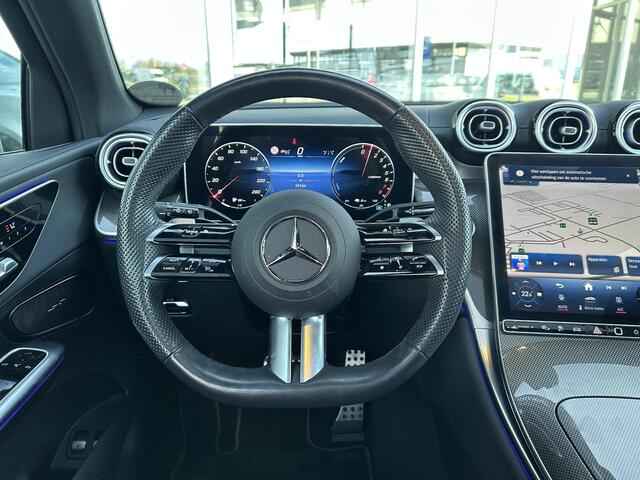 Mercedes-Benz GLC-KLASSE 300e 4MATIC AMG Line | Panoramadak | Trekhaak | Memory