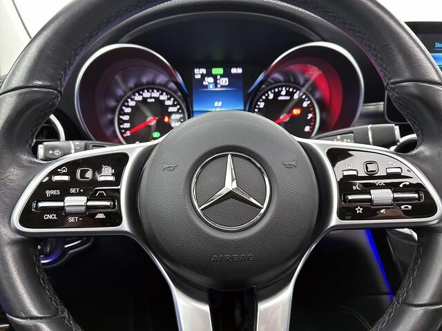 Mercedes-Benz GLC-KLASSE 300e 4MATIC Business Solution Luxury Trekhaak | Panoramadak | Inclusief 24 maanden MB Certified garantie voor Europa.