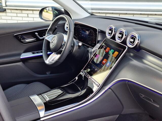 Mercedes-Benz GLC-KLASSE GLC 300 e 4MATIC Autom. | Panoramadak | Trekhaak | 360° Camera | Rijassistentiepakket | Memory pakket | Sfeerverlichting | Dodehoekassistentie | Elektrische achterklep