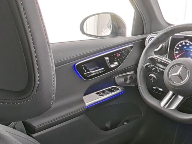 Mercedes-Benz GLC-KLASSE 300 e 4MATIC AMG Plug-In Hybride AMG Line | Night Pakket | Trekhaak | Head-up-Display | Alarm | Burmester® | 20 Inch AMG velgen. Inclusief 24 maanden MB Certified garantie voor Europa.