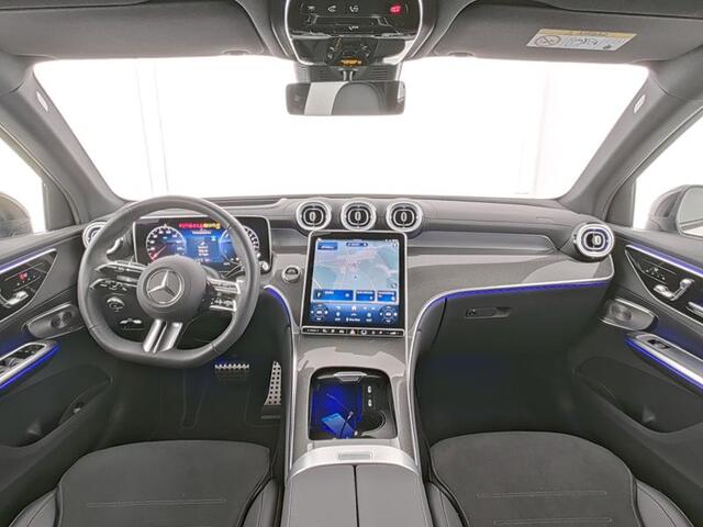 Mercedes-Benz GLC-KLASSE 300 e 4MATIC AMG Plug-In Hybride AMG Line | Night Pakket | Trekhaak | Head-up-Display | Alarm | Burmester® | 20 Inch AMG velgen. Inclusief 24 maanden MB Certified garantie voor Europa.