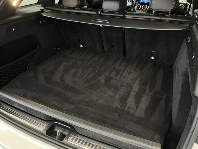 Mercedes-Benz GLC-KLASSE 300e 4MATIC AMG Line | Pano| Burmester | Trekhaak |