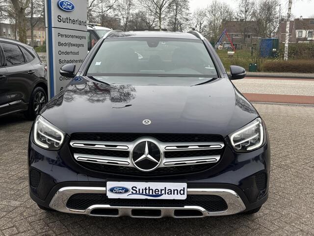 Mercedes-Benz GLC-KLASSE 300e 4MATIC Business Solution | PHEV | 320pk | Plug-in Hybride | Achteruitrijcamera | Navigatie | Half leder