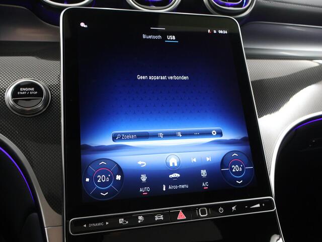 Mercedes-Benz GLC-KLASSE 300e 4MATIC Sport Edition | AMG | Panoramaschuifdak | Premium pakket | Nightpakket | 360° camera | Dodehoekassistent | DIGITAL LIGHT | Trekhaak |