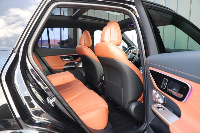 Mercedes-Benz GLC-KLASSE 400e AMG 4-Matic | 381PK | Achterasbesturing | Head-up | Luchtvering | Burmester | Keyless-go | Leder exclusief | Sfeerverlichting | 2024.