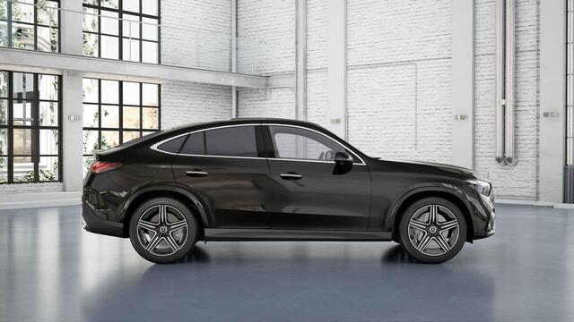 Mercedes-Benz GLC-KLASSE 300e 4MATIC Sport Edition | AMG | Panoramaschuifdak | Premium pakket | Rij assistentiepakket | Trekhaak | Head-Up | AMG-Line |