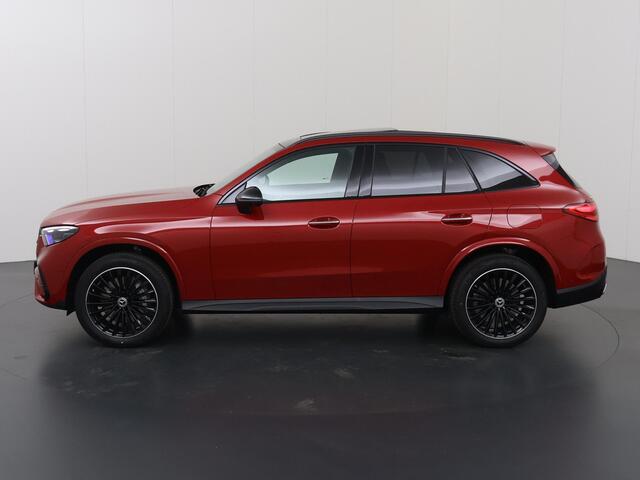 Mercedes-Benz GLC-KLASSE 300e 4MATIC Sport Edition | AMG | Panoramaschuifdak | Premium pakket | Trekhaak | 20" AMG-velgen |