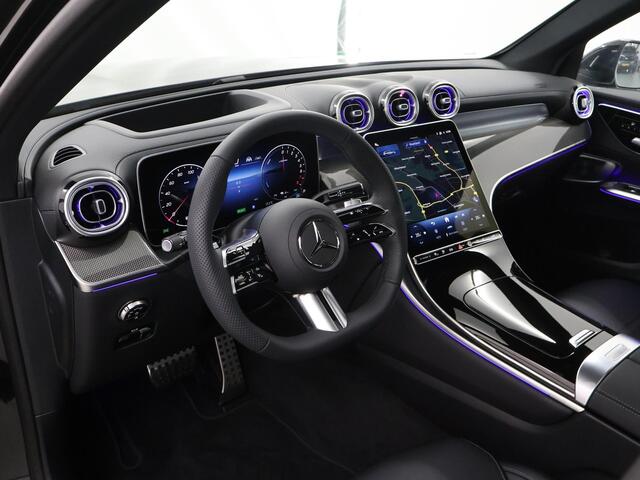 Mercedes-Benz GLC-KLASSE 300e 4MATIC Sport Edition | AMG | Panoramaschuifdak | Premium Plus | Rijassistentiepakket plus | Head-up display | Burmester | Nightpakket | Trekhaak |
