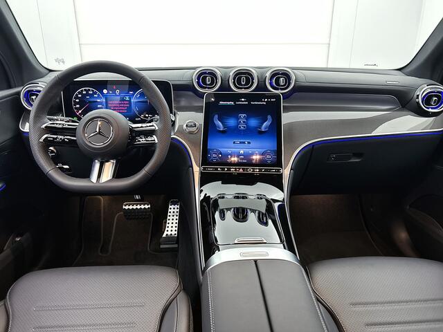 Mercedes-Benz GLC-KLASSE 300e 4MATIC Business Solution AMG | Premium | Nightpakket | Trekhaak | 20 inch vijfspaaks AMG-velgen | Smartphone-integratie | 360° camera | Sfeerverlichting |