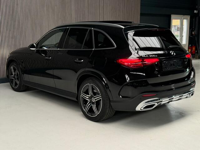 Mercedes-Benz GLC-KLASSE 300e 4MATIC AMG Line VOL Burmester | Luchtvering | Memory