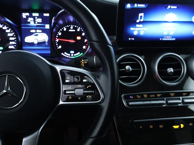 Mercedes-Benz GLC-KLASSE 300 e 4MATIC Premium Panoramadak | Stoelverwarming Inclusief 24 maanden MB Certified garantie voor Europa.