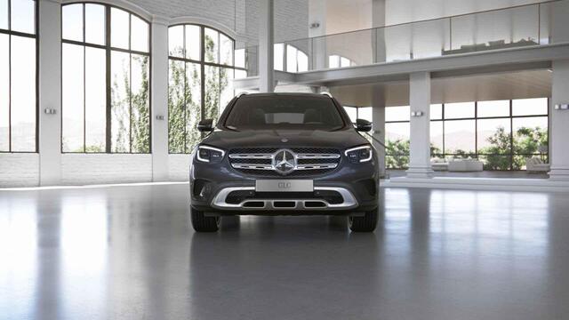 Mercedes-Benz GLC-KLASSE 300e 4MATIC Premium Plus | Panoramadak | Trekhaak | Distronic | 360 camera | Multibeam LED | Stoelverwarming |