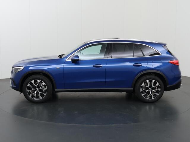 Mercedes-Benz GLC-KLASSE 300e 4MATIC Luxury Line | Panoramadak | Trekhaak | Distronic plus | Rijassistentiepakket Plus | Head Up display | 360 camera |