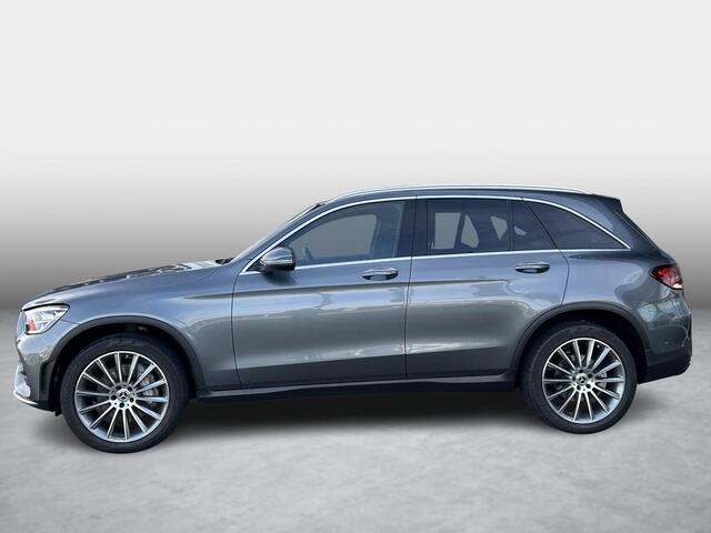 Mercedes-Benz GLC-KLASSE 300e 4MATIC AMG Line | Panoramadak | Trekhaak | Stoelverwarming