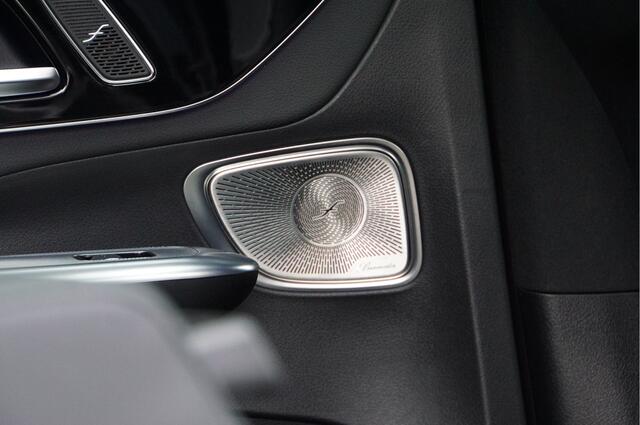 Mercedes-Benz GLC-KLASSE GLC 400 e 4MATIC AMG Line | Burmester Panorama Trekhaak Keyless Digital Winter