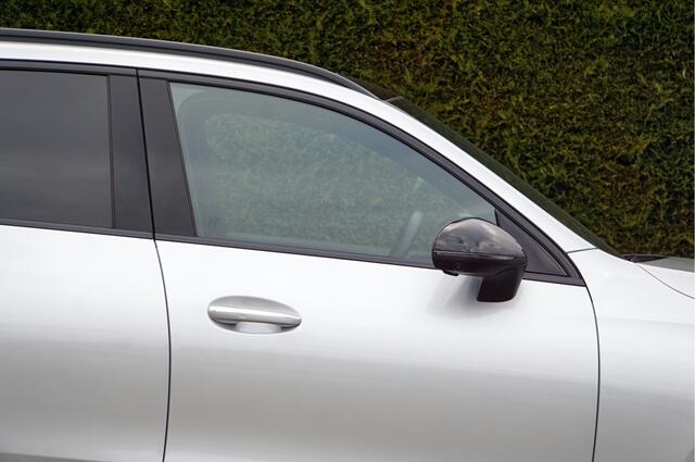 Mercedes-Benz GLC-KLASSE GLC 400 e 4MATIC AMG Line | Burmester Panorama Trekhaak Keyless Digital Winter