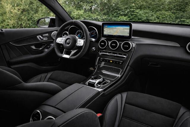 Mercedes-Benz GLC-KLASSE 250 4MATIC AMG line | Pano Burmester Distronic