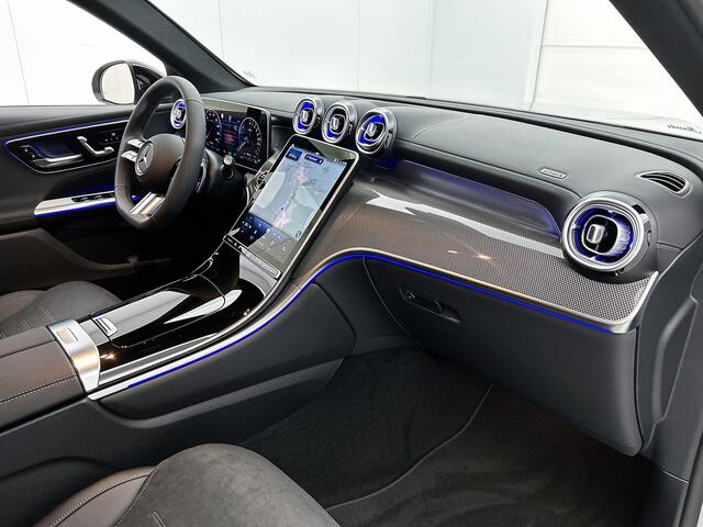 Mercedes-Benz GLC-KLASSE 300e 4MATIC Business Solution AMG | Premium | Nightpakket | Trekhaak | 20" multispaaks AMG-velgen | Smartphone-integratie | 360° camera | Sfeerverlichting | URBAN GUARD Plus |