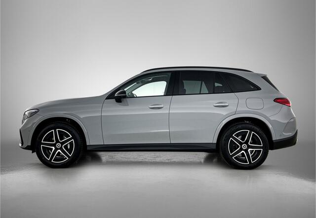 Mercedes-Benz GLC-KLASSE 300 e 4MATIC AMG Plug-In Hybride AMG Line Premium | Night Pakket | Trekhaak | Distronic | Advanced Soundsystem | Digilal Licht | Memory voorstoelen. Inclusief 24 maanden MB Certified garantie voor Europa.